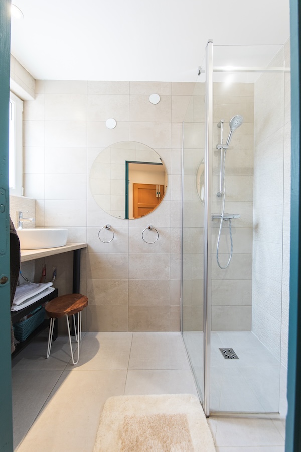 Location maison de vacancesn Tours salle de bain
